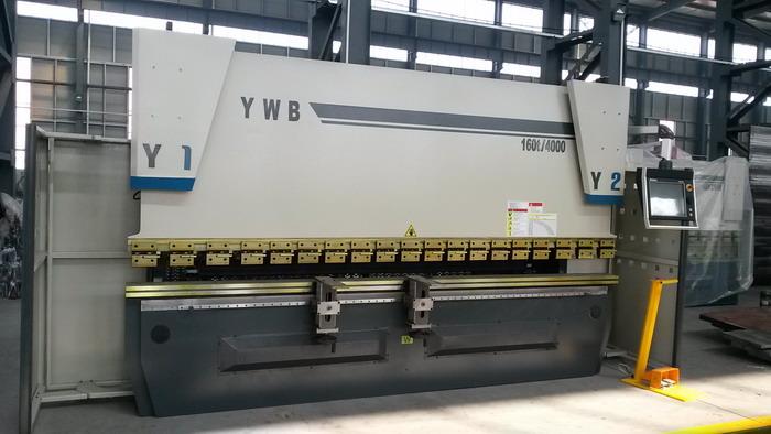 4m Delem 6 Axis CNC Sheet Metal Bending