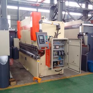 2 Axis NC Press Brakes 125Ton