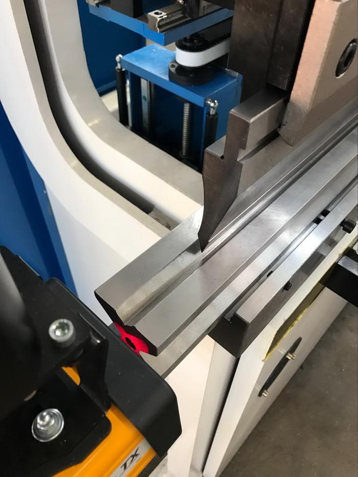 4 way die for Yawei 4m cnc pressbrake DSP MCS
