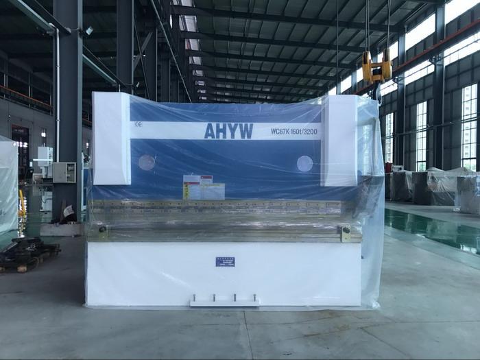 AHYW China 160t3200 NC Yawei hydraulic brake press 2 axis 3m metal bending machine manufactures