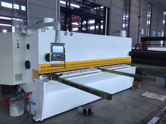 China HYW Yawei 6mm HGS CNC VR Guillotine Shear suppliers