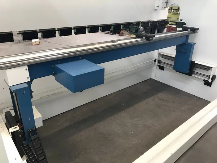 2 AXIS cnc controlled pressbrake back gauge XR Yawei china