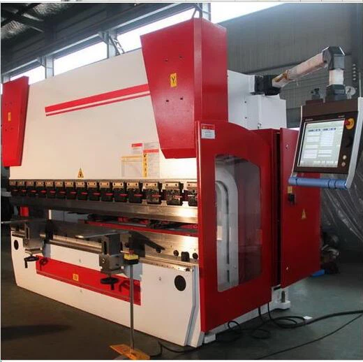 8 AXIS 3M CNC PRESSBRAKE Yawei China 