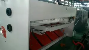 AHYW Yawei 10mm Variable Rake Guillotine Shear