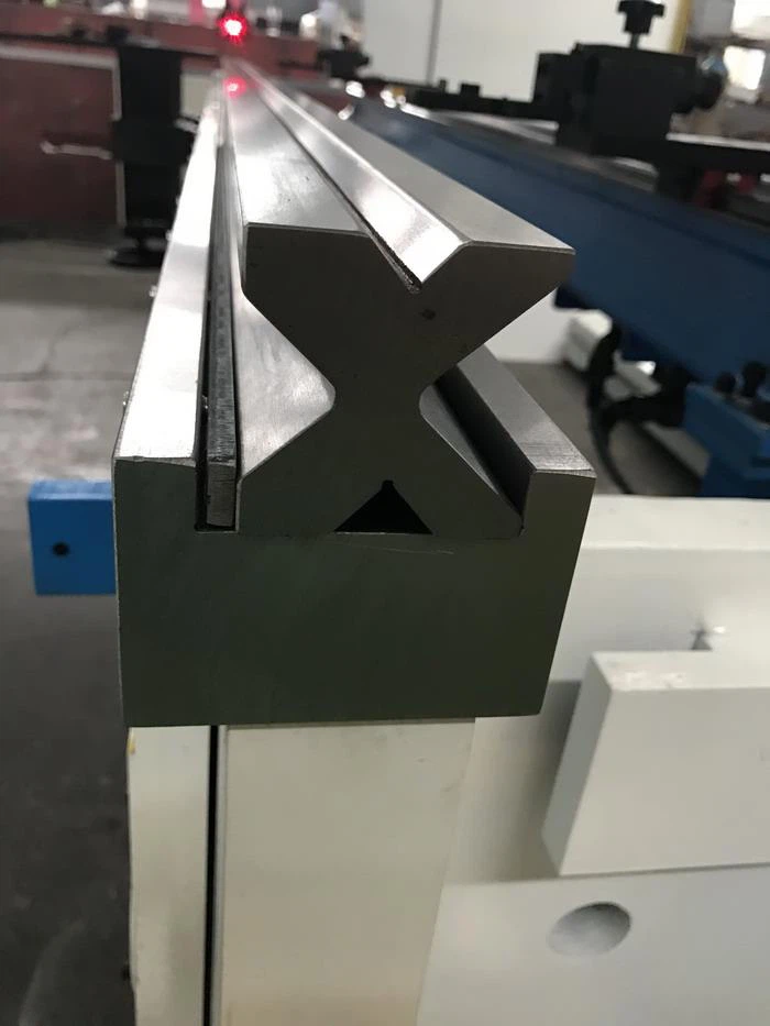 die holder and 4V die Italy esa s640 cnc pressbrake 6 axis 