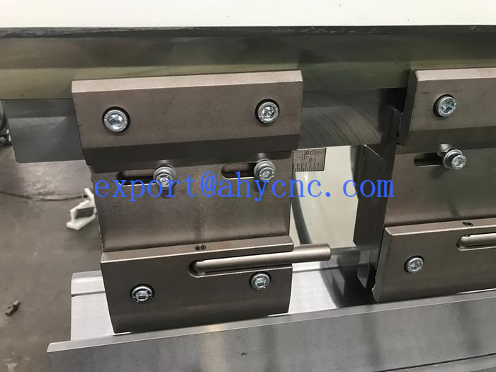 Amada Promecam quick released clampings for Yawei 300T6M large 7 AXIS CNC PRESS RBAKES China suppliers