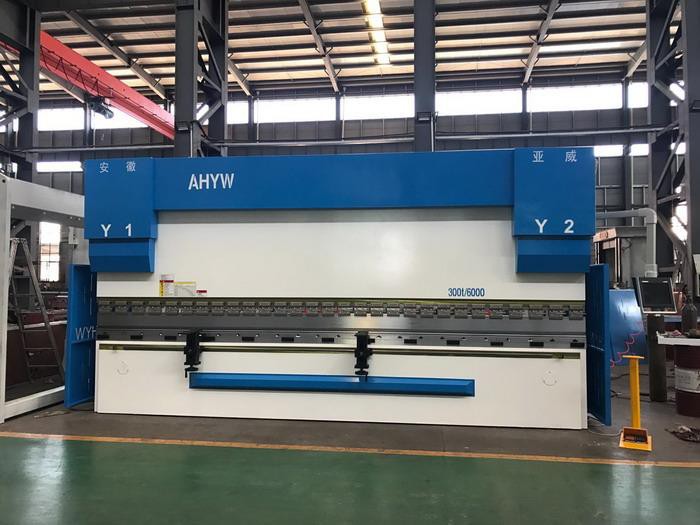 AHYW Yawei 300T6M Metal CNC Bending Machine DA58T