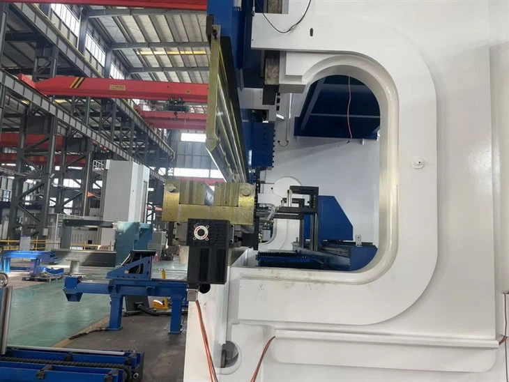 AHYW YAWEI CHINA MADE HARDOX 450 BENDING TRUCK TRAILER MINING EXCAVATOR MANUFACTURE